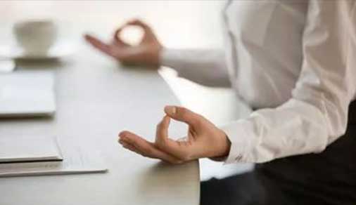 Stres i wypalenie zawodowe - jak dbać o zdrowie psychiczne w miejscu pracy